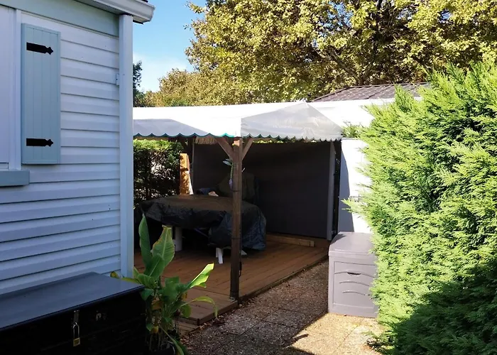 مكان تخييم Julieregis